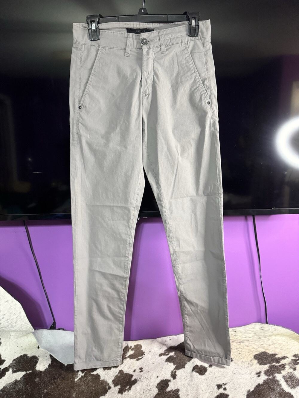 NWT Made In Italy Lin Jo Chino Pant Slim fit Capri Size 42 Med Grey Us Size 30